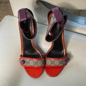 Gucci sexy sandals